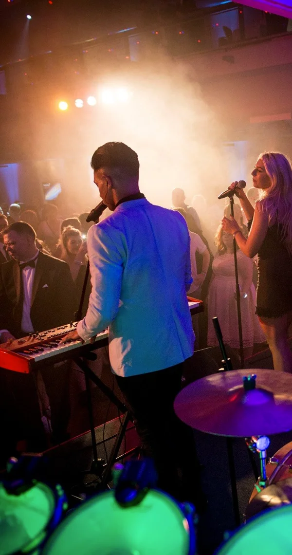 Hire a corporate event band for your office Christmas party, corporate gala or business event of any kind in San Jose, CA