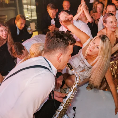 DJ and sax player hire in Orlando, FL