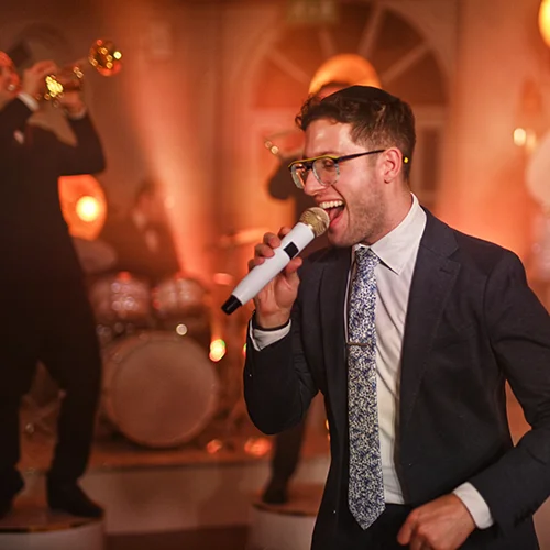 When only the best Jewish wedding band will do